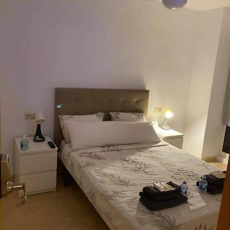 Habitacion Doble In My Apartament At The Beach Valencia Luaran gambar